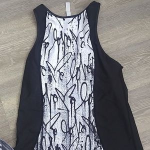 Carbon38 x loveme sports tank with built in bra